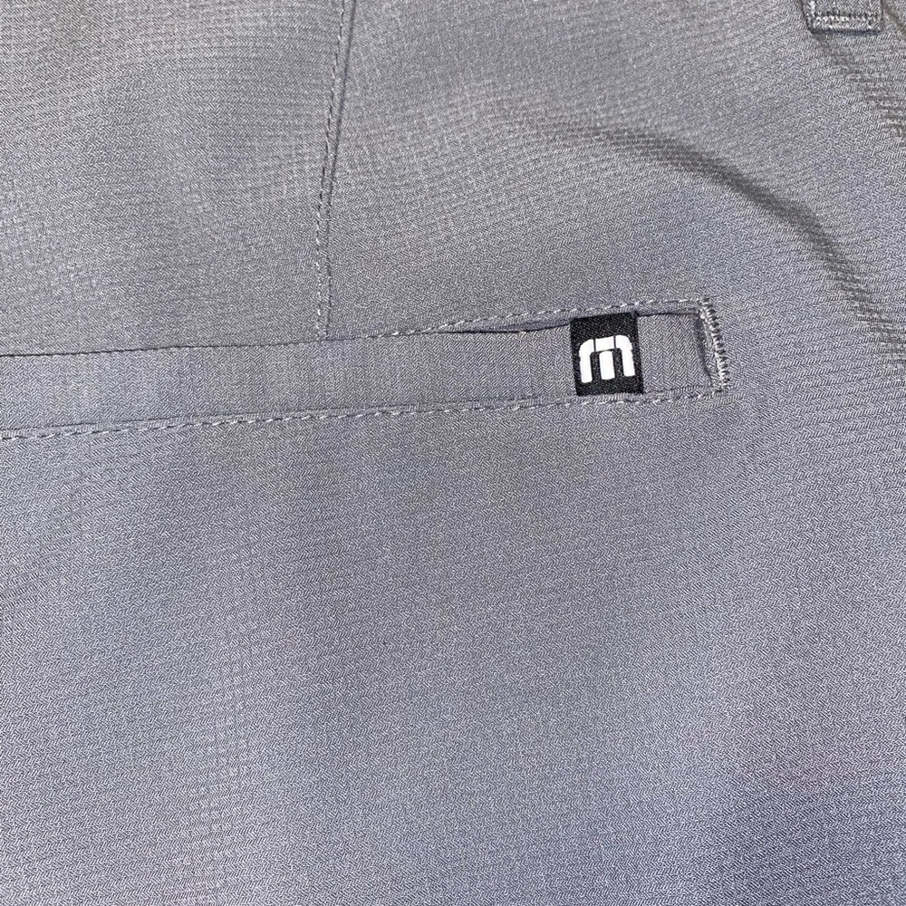 Travis Mathew Golf Pants Lot of 2 Black & Grey Lightweight Men’s Size 36 - Picture 5 of 10